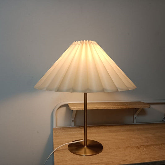 Vintage Floral Fabric Bronze Elegant Dome-shaped Nightstand Light